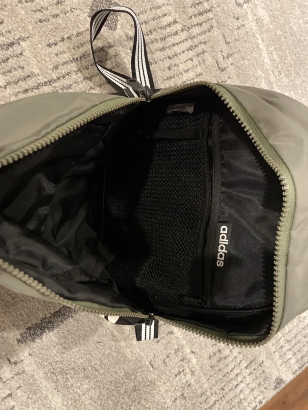 Green and black adidas backpack - Picture 2 of 4